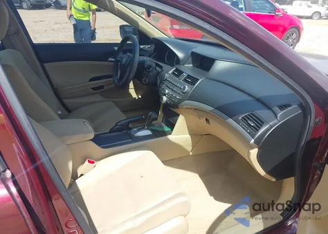 2011 Honda Accord 2.4 Lx-P из США, поврежденный, VIN 1HGCP2F48BA035253